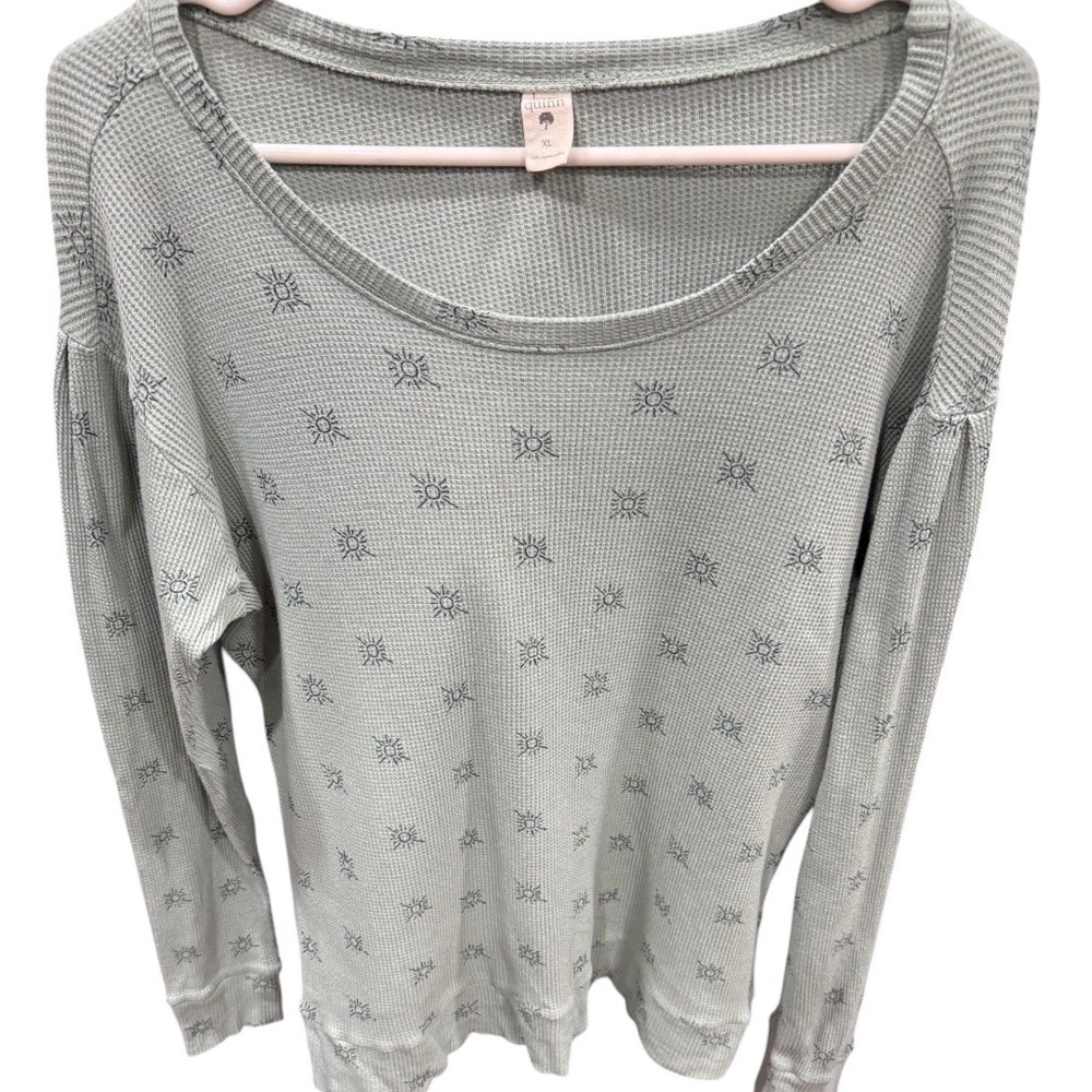 Kate Quinn Sage Waffle Knit Long Sleeve Top with Sunburst Print
